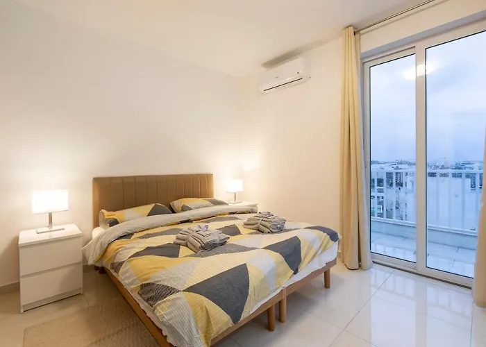 Beautiful Penthouse 1br * Ta Xbiex