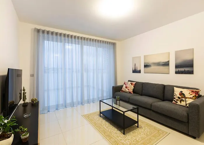 Beautiful Penthouse 1br Apartment Ta Xbiex