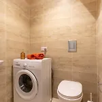 Beautiful Penthouse 1br Appartamento *