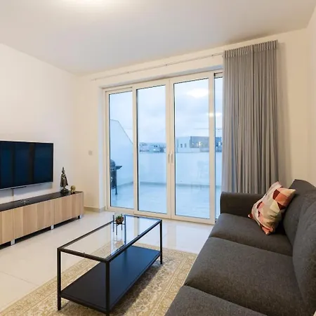 Apartment Beautiful Penthouse 1br Ta Xbiex