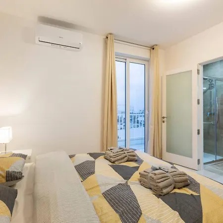 Beautiful Penthouse 1br Ta Xbiex