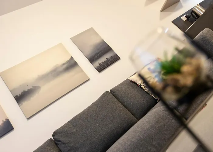 Beautiful Penthouse 1br Apartment